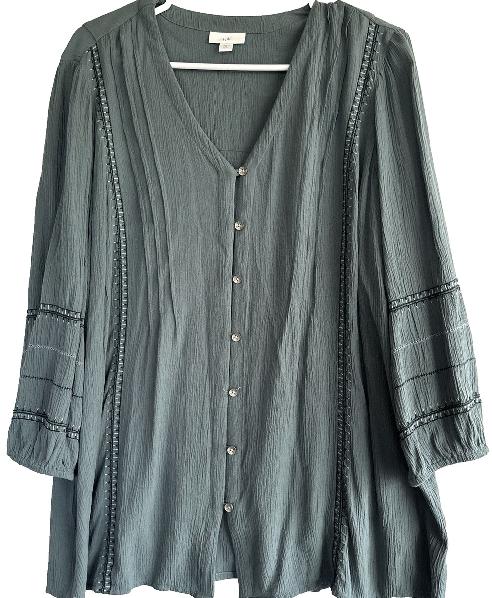 J.Jill Women's viscose embroidered peasant sleeve blouse top, medium petite.